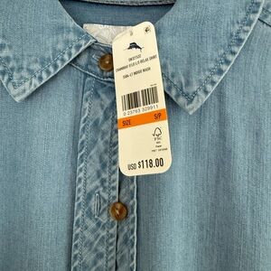 Tommy Bahama Light Blue Button Down Shirt